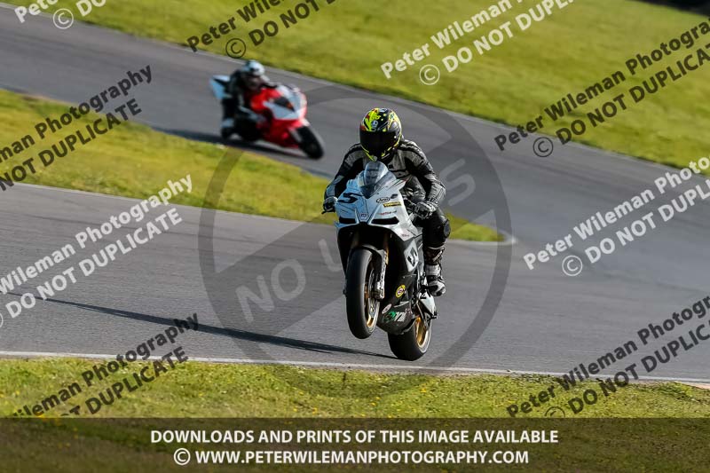 PJM Photography;anglesey no limits trackday;anglesey photographs;anglesey trackday photographs;enduro digital images;event digital images;eventdigitalimages;no limits trackdays;peter wileman photography;racing digital images;trac mon;trackday digital images;trackday photos;ty croes